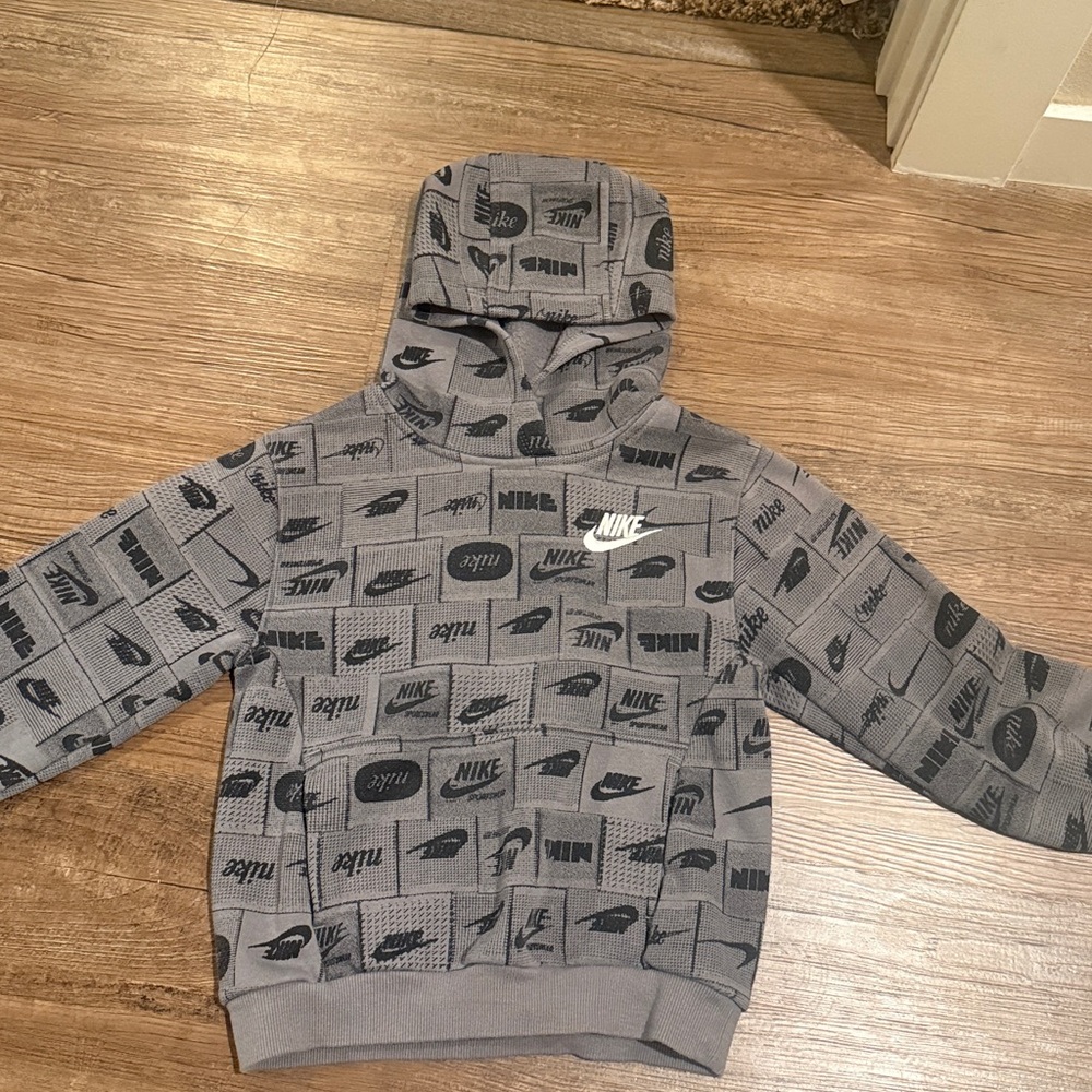Nike Charcoal Patterned Hoodie
